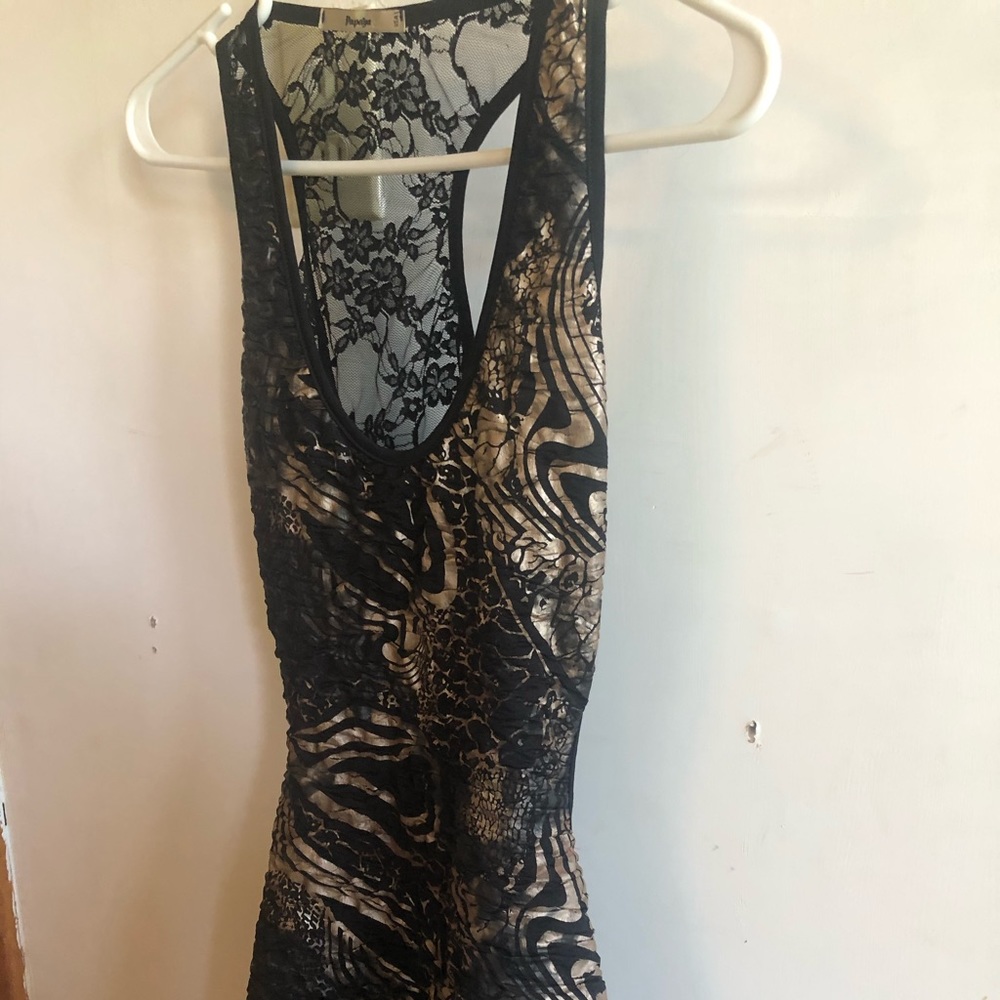 Medium maxi cut out sides